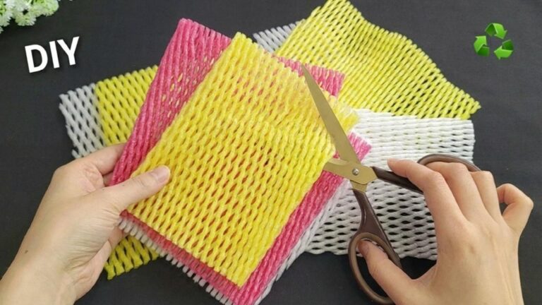 Questo trucco geniale trasforma i sacchetti di plastica in un cestino fantastico…